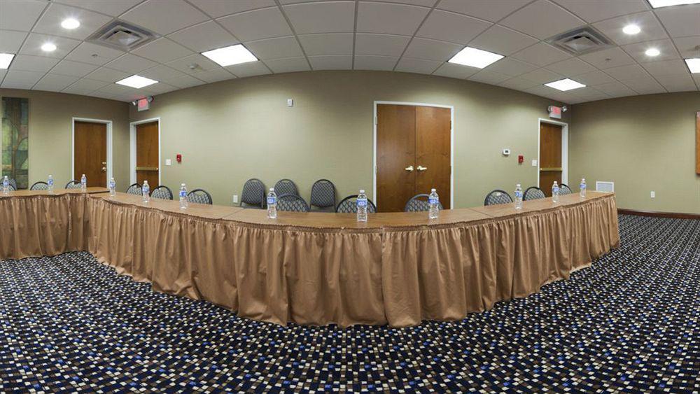 Holiday Inn Express Hotel & Suites Mount Airy By Ihg Eksteriør billede