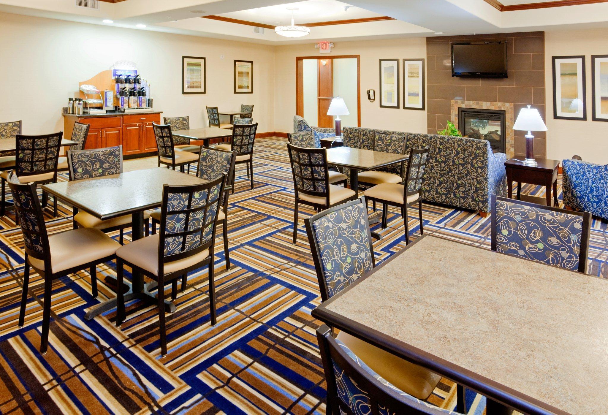Holiday Inn Express Hotel & Suites Mount Airy By Ihg Eksteriør billede